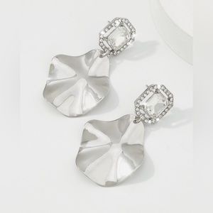 Geometric Rhinestone Dangle Earrings- Silver. NWT